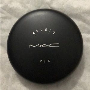 Studio MAC Fix